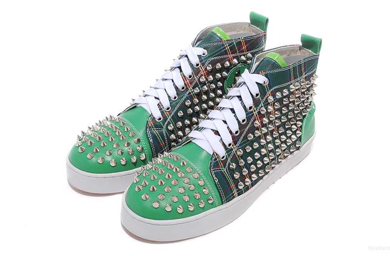 christian louboutin prix chaussures envente enstock christian louboutin chaussures envente